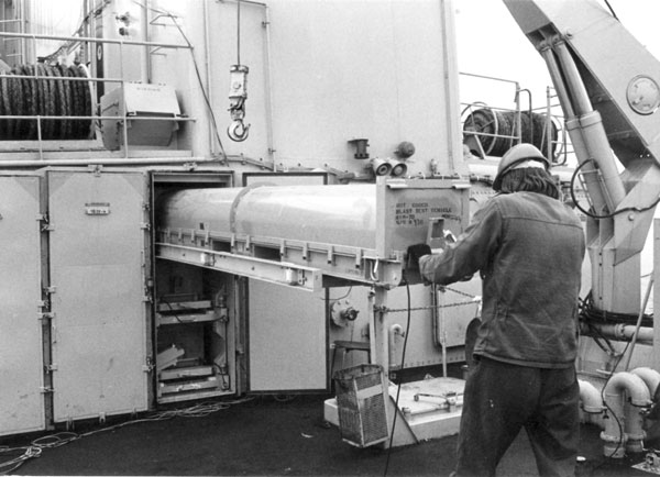 Klargring af SeaSparrow missil p HERLUF TROLLE