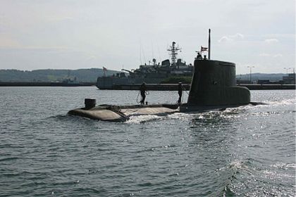 Ubåden SÆLEN forlader Flådestation FREDERIKSHAVN