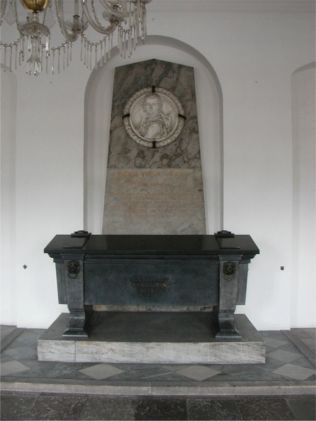 Tordenskiolds sarkofag i Holmens kirke