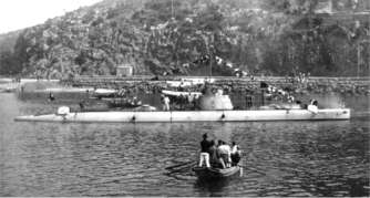 DYKKEREN immediately after launching at Spezzia in Italy, 1909