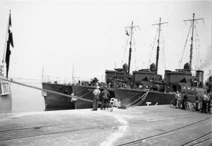 The three Torpedo boats of the GLENTEN Class moored side by side