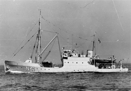 The minelayer LOUGEN