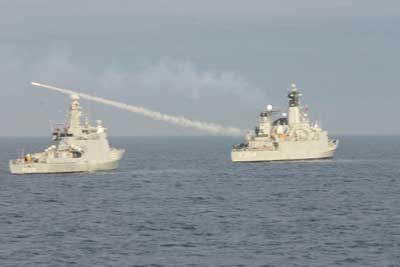 A Stinger missile is launched form the corvette NIELS JUEL